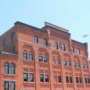 A stones throw from Ulrich Tavern, The Buffalo Niagara Medical Campus and downtown